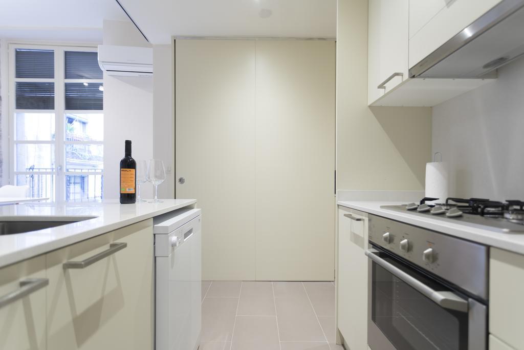 Bravissimo Cort Reial-2B Apartment ชีโรนา ภายนอก รูปภาพ