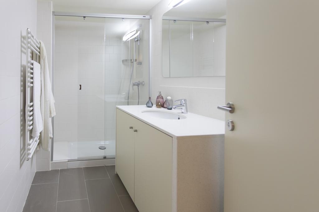 Bravissimo Cort Reial-2B Apartment ชีโรนา ภายนอก รูปภาพ